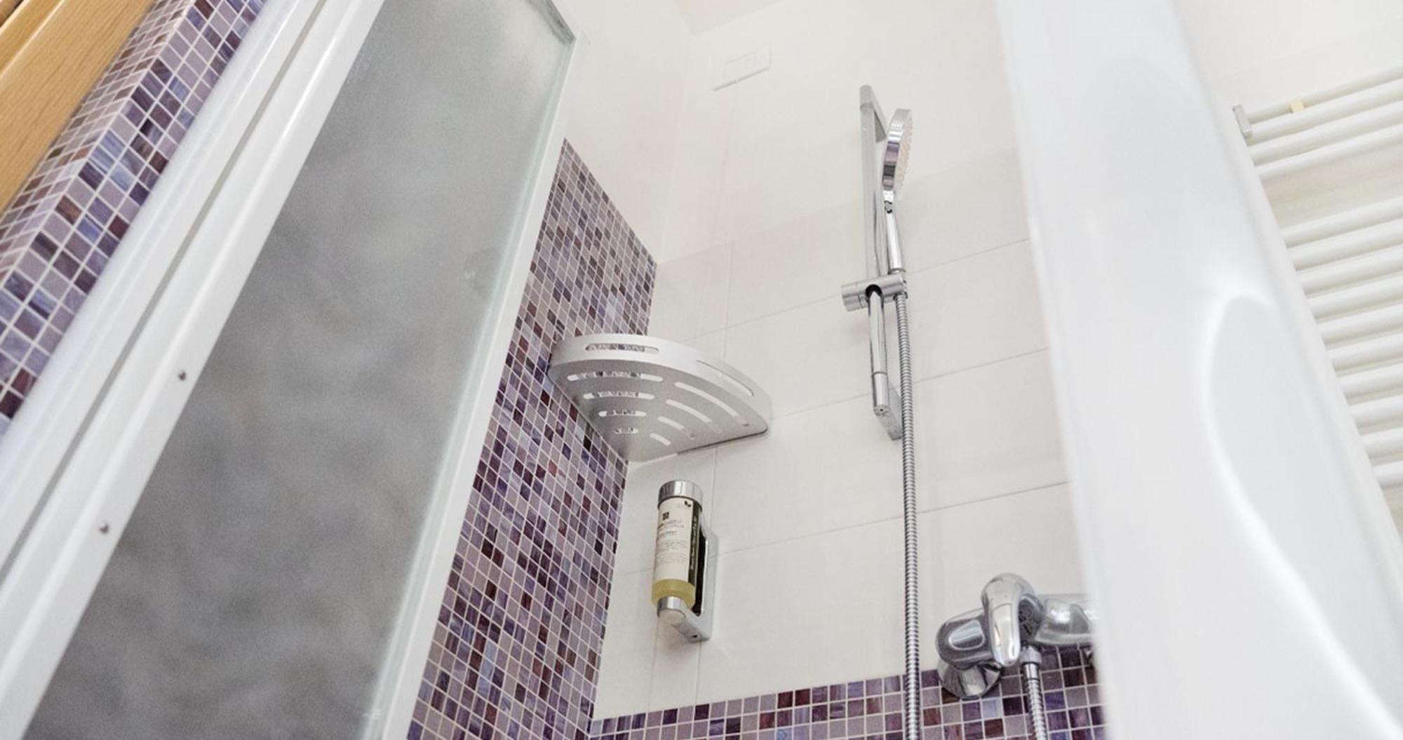 Oleandro Apartment - Featuring A Private Garden And Access To 5 Pools Desenzano del Garda Esterno foto
