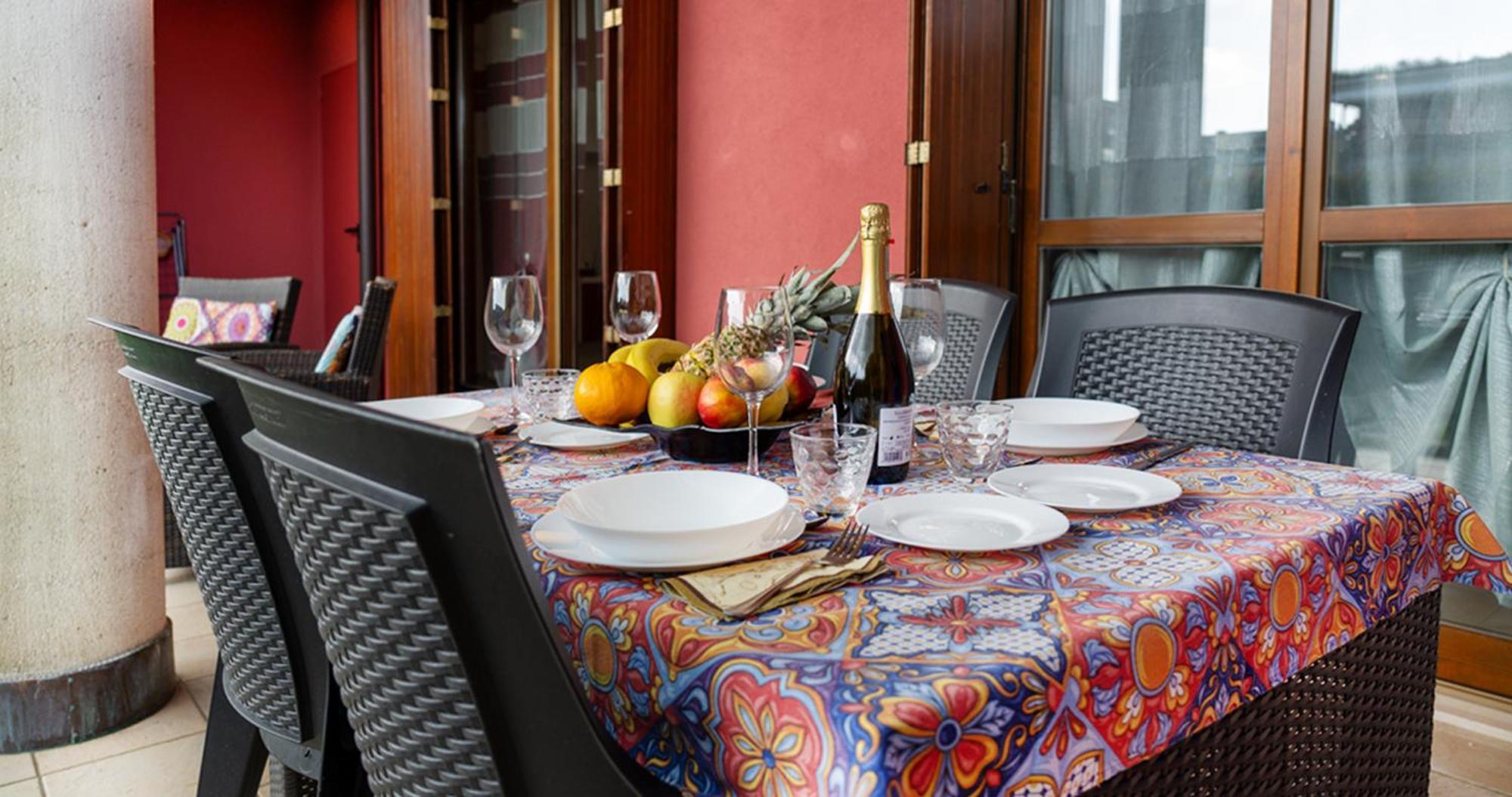 Oleandro Apartment - Featuring A Private Garden And Access To 5 Pools Desenzano del Garda Esterno foto